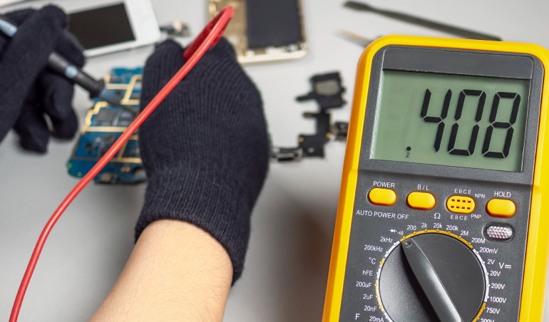 Edukacja w EdW dla szkół i uczelni - wykład 14: Multimetry. Od AVO do niemal nieskończonego wyboru