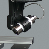 Bezstopniowy przegub obrotowy Werth Rotary Tilt (WRT) przeznaczony dla optycznych czujników odległości i konwencjonalnych czujników pomiarowych