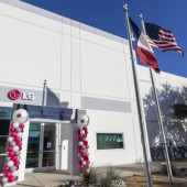 Firma LG Electronics otwiera pierwszą w USA fabrykę zaawansowanych ładowarek do samochodów elektrycznych