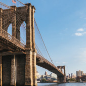 Refleksyjnych słów parę o mostkach i mostach