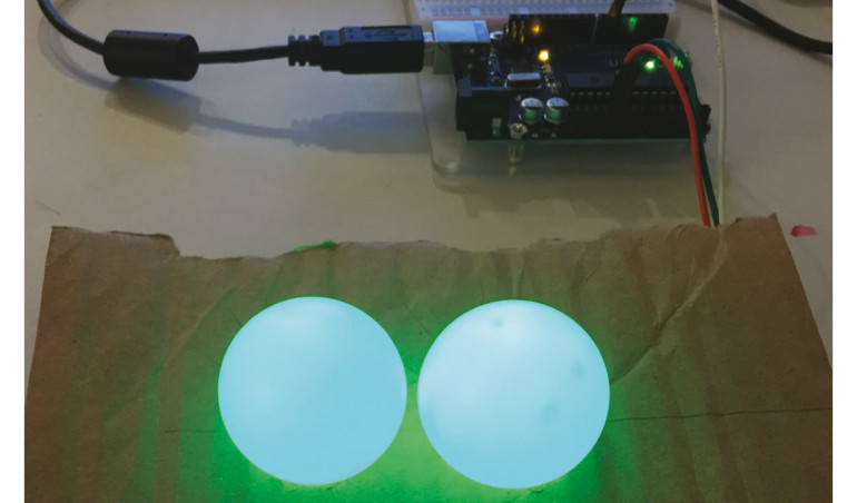 Ekscytacje Maxa. Migające diody LED i śliniący się inżynierowie (5)