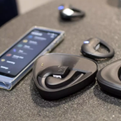 Bezprzewodowe słuchawki z translatorem Vasco Translator E1 na liście «Best of CES 2024» gazety «The New York Times»