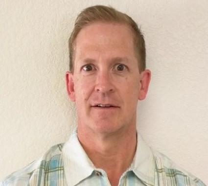 Pan Joe Thomsen - wiceprezes działu cyfrowych kontrolerów sygnału w firmie Microchip Technology