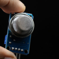 Alarm kuchenny z wykorzystaniem czujnika gazu MQ2