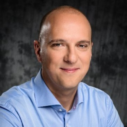 Pan Andrzej Kozłowski - prezes firmy Emitel