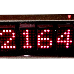 matrixClock - efektowny zegar stołowy (1)