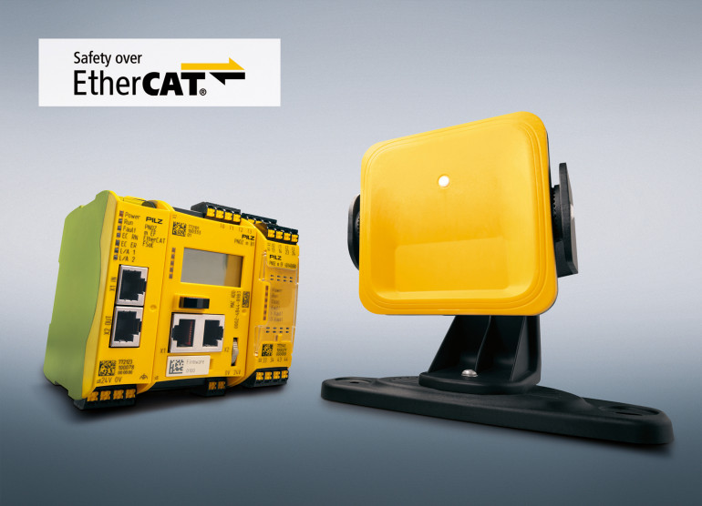 Fotografia 2. Sterownik PNOZmulti 2 wraz z radarowym czujnikiem bezpieczeństwa PSENradar