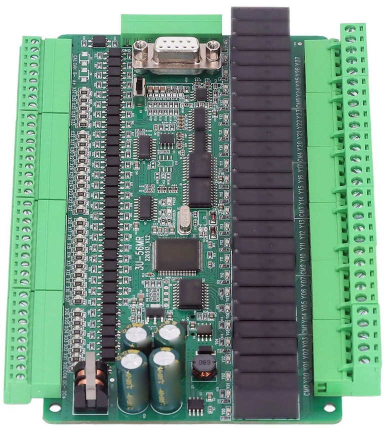 Fotografia 1. Przykładowa płytka drukowana sterownika PLC z widocznym zestawem przekaźników wyjściowych (po prawej)