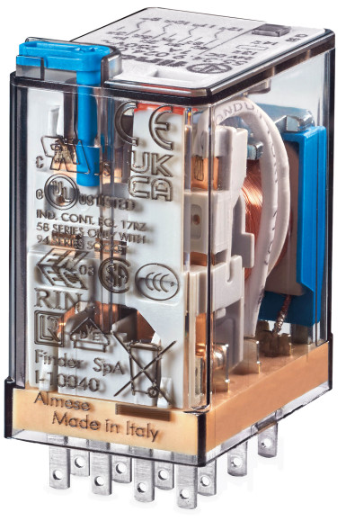 Fotografia 3. Przekaźniki serii 55 są dostępne w wersjach z 2, 3 lub nawet 4 stykami