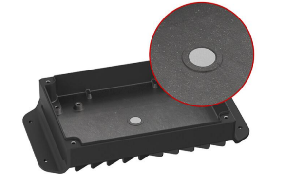 Formowane wejście na membranę wyrównującą ciśnienie