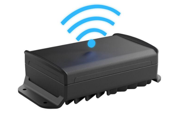 Kombinacja podstawy metalowej i pokrywy plastikowej