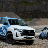 Kolejny etap testów pojazdów Toyota Hilux zasilanych wodorowymi ogniwami paliwowymi