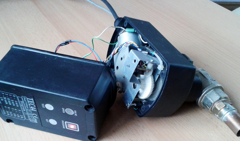 Sterownik zaworu kulowego