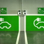 Integracja systemów parkowania ze stacjami ładowania pojazdów elektrycznych