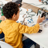 Jak zaciekawić nauką elektroniki?