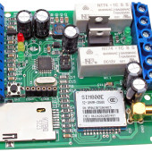 Sterownik z modułem komunikacyjnym GSM