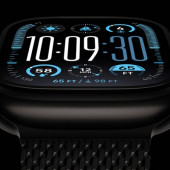 Zegarek Watch Ultra 2 firmy Apple teraz dostępny również w czarnej kopercie z tytanu