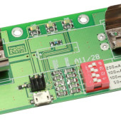 Miniaturowa ładowarka akumulatorów Li-Po typu 18650