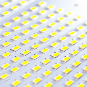 Ekscytacje Maxa. Migające diody LED i śliniący się inżynierowie (13)