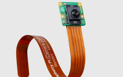 Niedużych rozmiarów moduł kamery Raspberry Pi wspierany przez sztuczną inteligencję (AI)