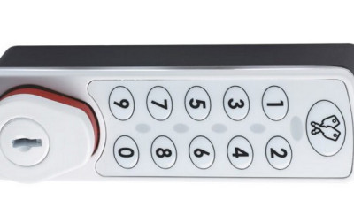 Elektroniczny zamek Horizon 3951 firmy Euro-Locks z wbudowanym zegarem czasu rzeczywistego