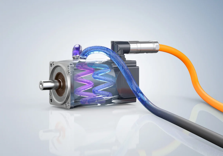 Chłodzony wodą serwomotor synchroniczny z serii AM8300