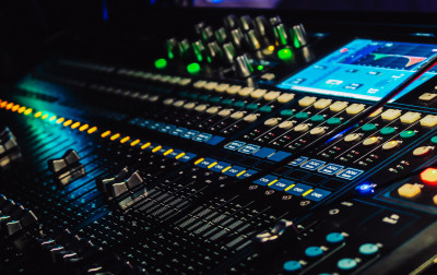 Wejścia różnicowe w urządzeniach audio