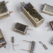 Edukacja w EdW dla szkół i uczelni - wykład 26: Rezonatory i generatory kwarcowe oraz inne sposoby na stabilną podstawę czasu i częstotliwości