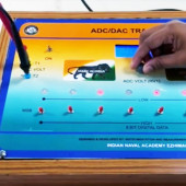 Tester przetworników ADC i DAC mikrokontrolera ATmega 328P