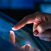 Sterowanie dotykiem i gestami - przegląd technologii