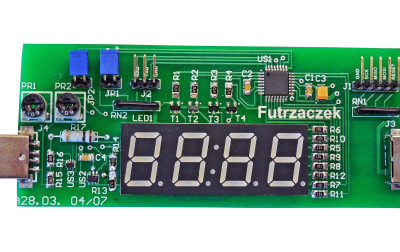 Miernik napięcia i prądu z USB