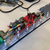 Ekscytacje Maxa. Migające diody LED i śliniący się inżynierowie (18)