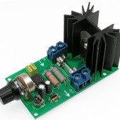 Wzmocniony regulator mocy odbiorników 230 V AC