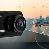 Nowość od firmy NAVITEL: wideorejestrator samochodowy R260 NV