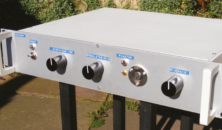 Wokoder analogowy, część 7. Montaż i testowanie