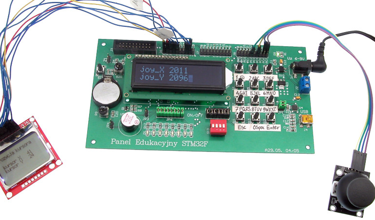 Dołączenie do STM32 manipulatora analogowego i wyświetlacza graficznego