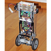 Samojezdny, dwukołowy robot z Intel Galileo