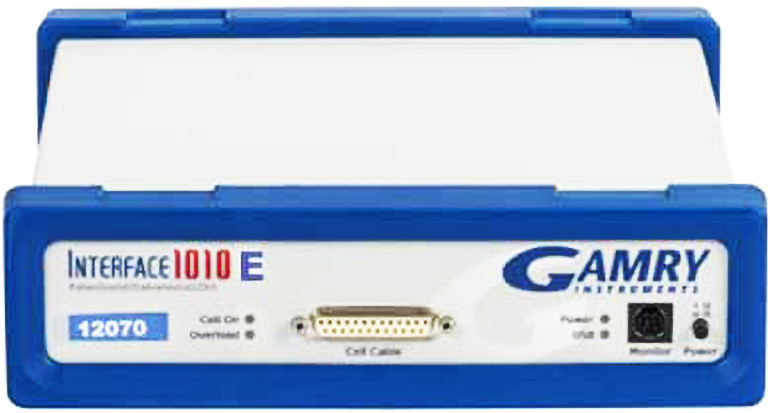 Fotografia 8. Potencjostat Interface 1010E marki Gamry