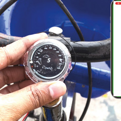 Prędkościomierz GPS do samochodów i rowerów