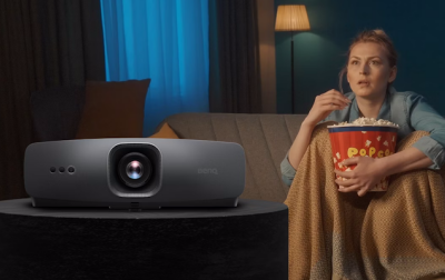 Projektor kina domowego W2720i firmy BenQ z technologią AI