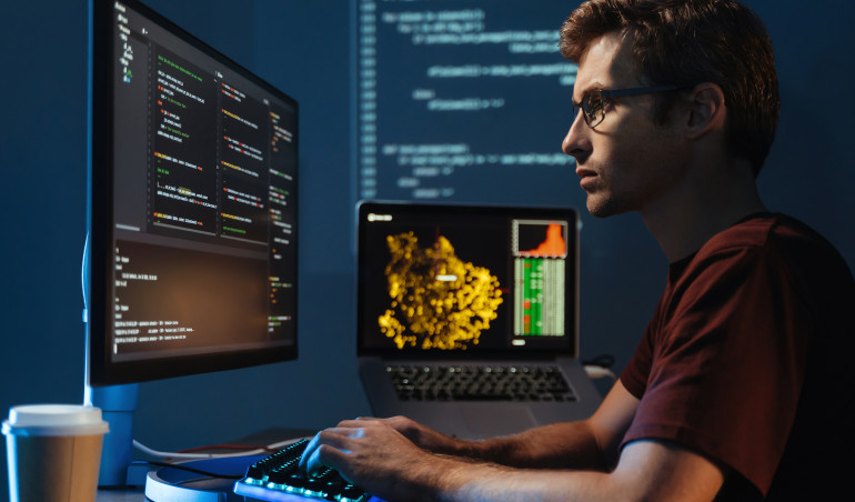 Programowanie w środowisku MicroPython (2). Timery, przerwania i dioda WS2812