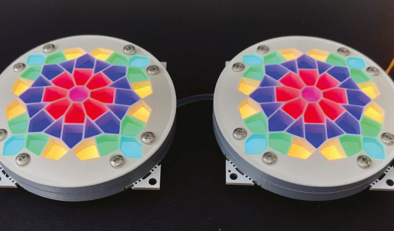 Ekscytacje Maxa. Migające diody LED i śliniący się inżynierowie (22)