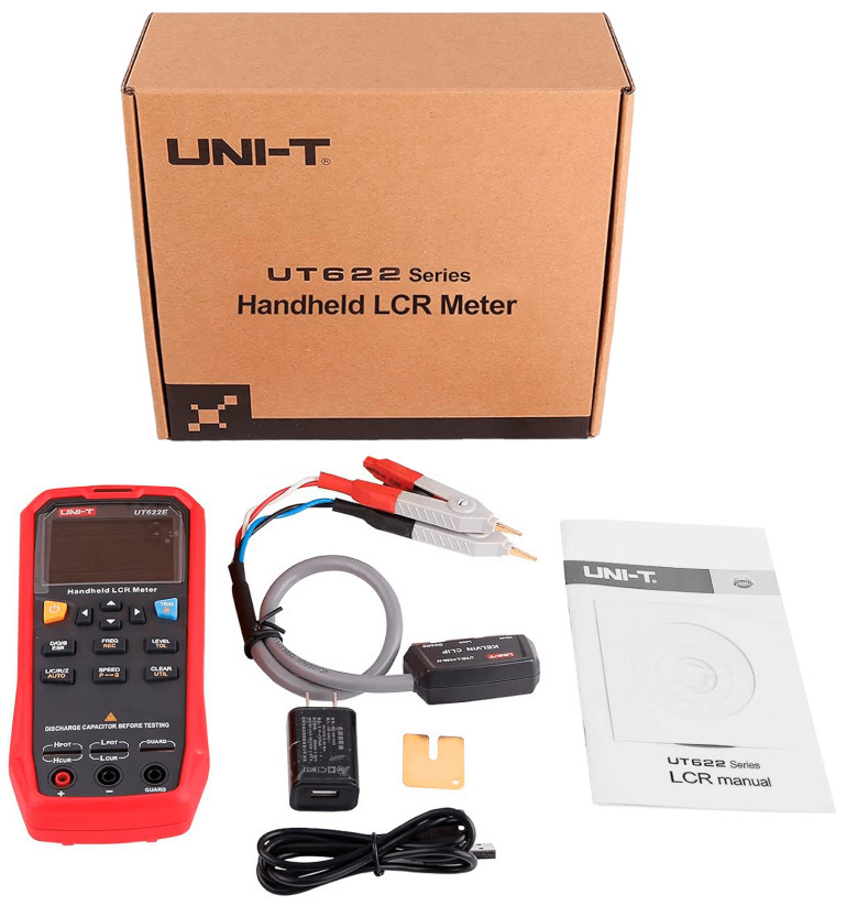 Fotografia 1. Zawartość zestawu wraz z akumulatorem zasilającym miernik