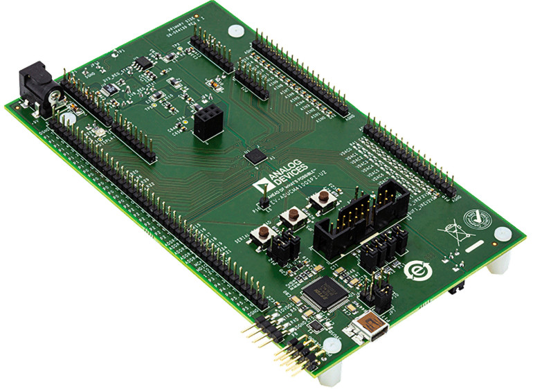 Fotografia 1. Płytka ewaluacyjna z układem ADuCM410 [4]