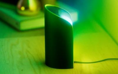 Lampa telewizorowa Hue Play, która podświetla ściany