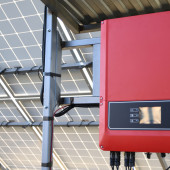 Falowniki do fotowoltaiki - jak wybrać i dlaczego to takie ważne?