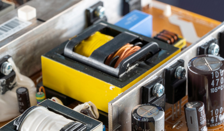 Proste sposoby na napięcie ujemne