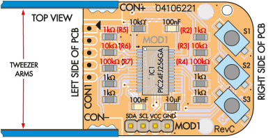 Rysunek 5. Pamiętajcie o zmierzeniu rezystancji rezystorów zaznaczonych na czerwono przed ich przylutowaniem oraz o dokładnym sprawdzeniu lutowania pod kątem zwarć zanim zostanie zamontowany wyświetlacz. Po jego zamontowaniu dotarcie do górnej części płytki głównej (po lewej) będzie wymagało dużo pracy. Mocowanie modułu wyświetlacza można poprawić kawałkiem sztywnego drutu przylutowanego do dużego pada w prawym górnym rogu (jasnoszare kółko)