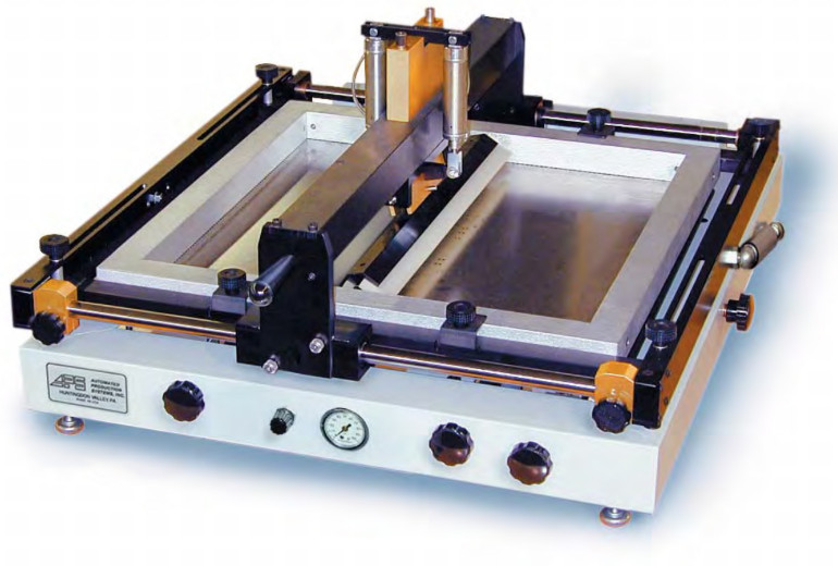 Fotografia 4. Półautomatyczna drukarka szablonowa SPR-45 marki DDM Novastar