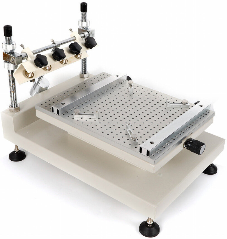 Fotografia 6. Ręczna drukarka szablonowa do pracy z szablonami w ramie